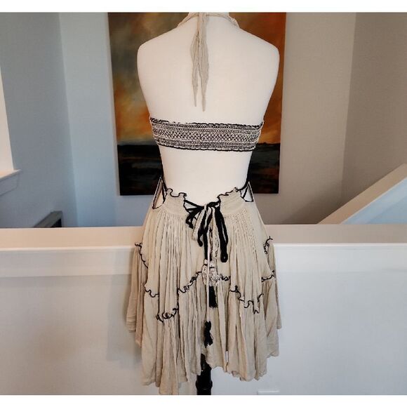 Free People Cream Backless Dress with Black Accents Size S - Picture 5 of 7
